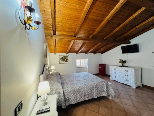 Casa Pepe - Fondi Vertice Rooms Esterno foto