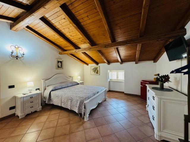 Casa Pepe - Fondi Vertice Rooms Esterno foto