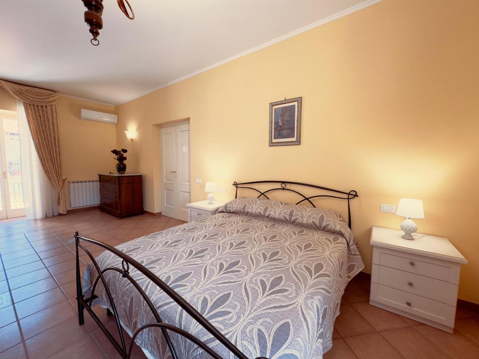 Casa Pepe - Fondi Vertice Rooms Esterno foto