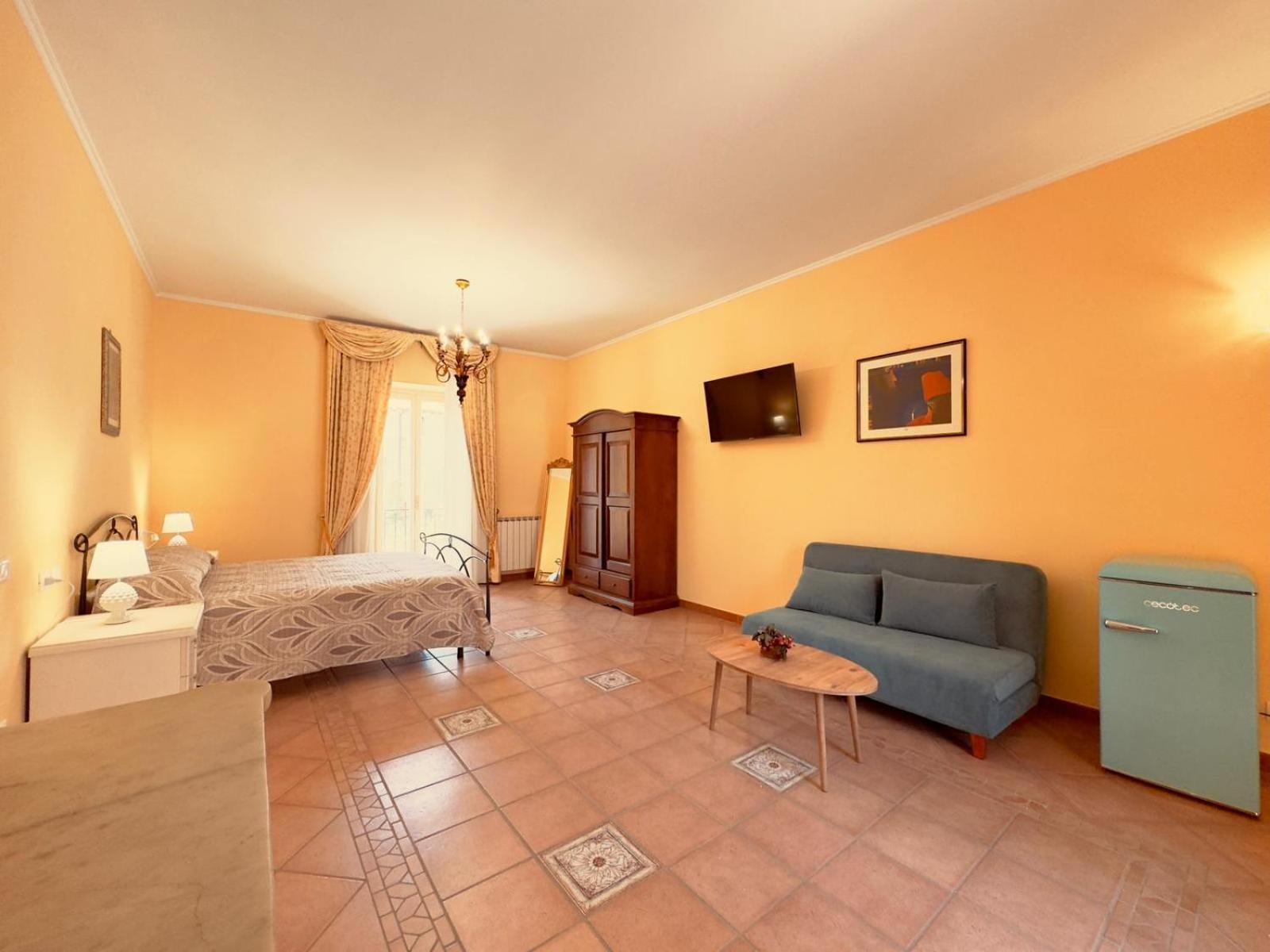 Casa Pepe - Fondi Vertice Rooms Esterno foto