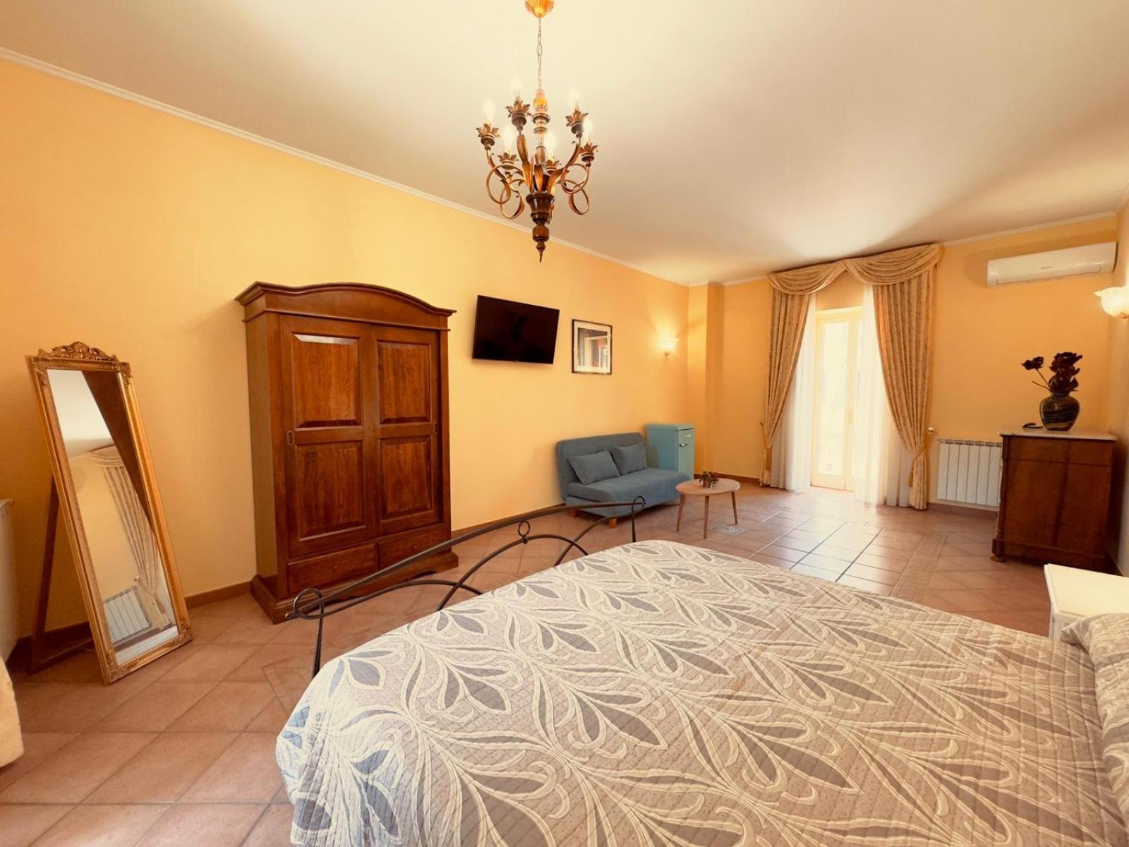 Casa Pepe - Fondi Vertice Rooms Esterno foto