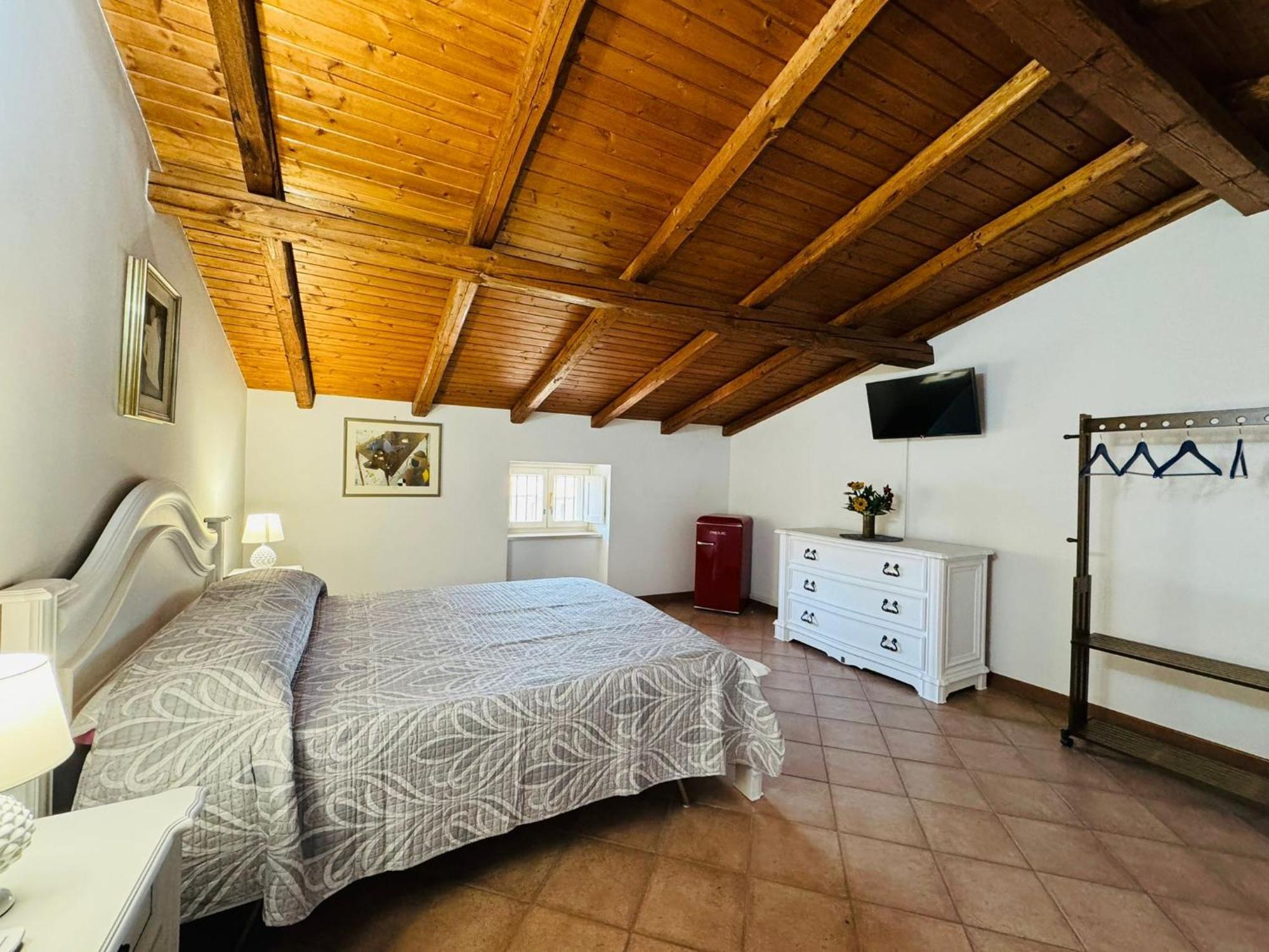 Casa Pepe - Fondi Vertice Rooms Esterno foto