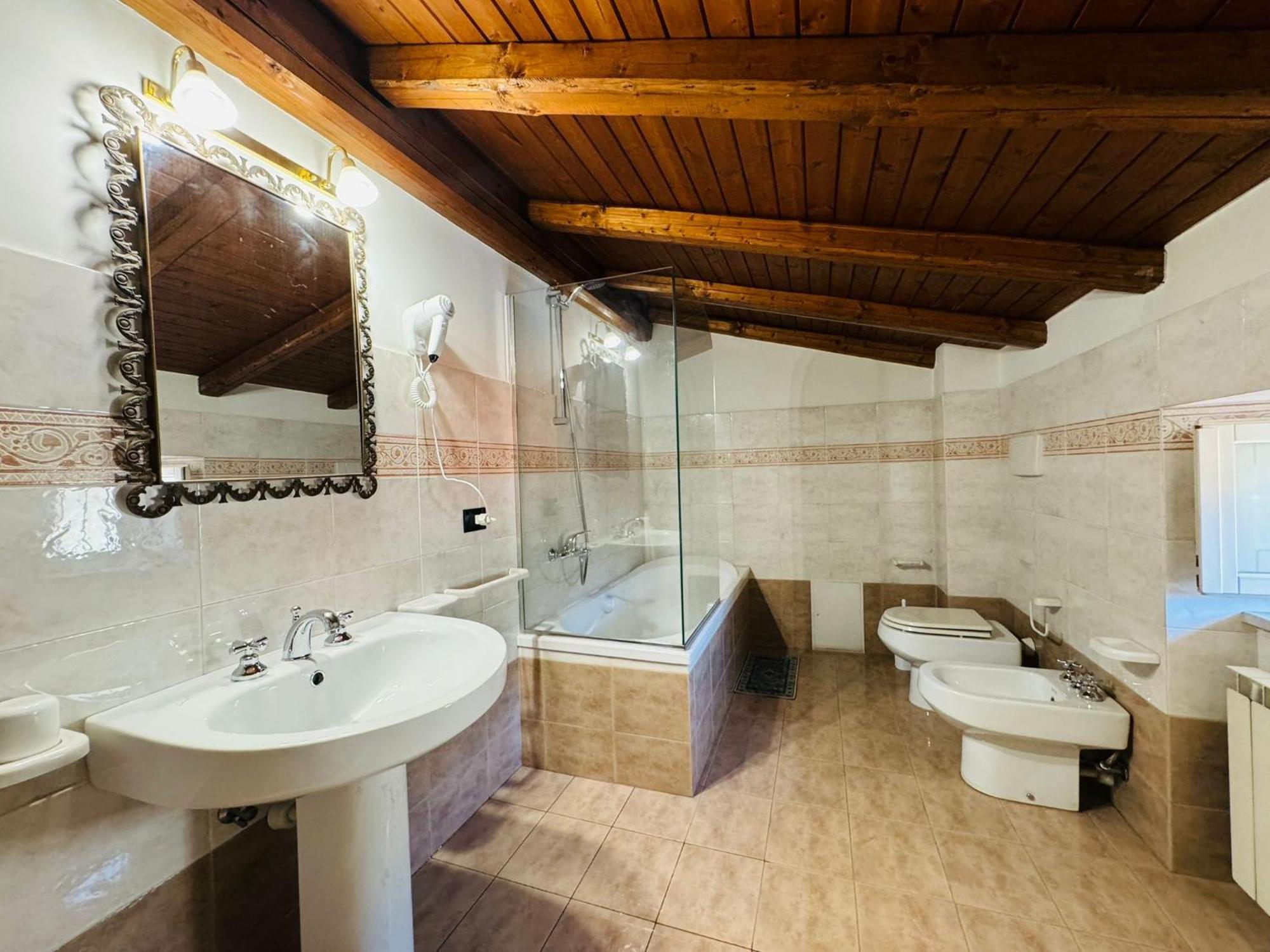Casa Pepe - Fondi Vertice Rooms Esterno foto