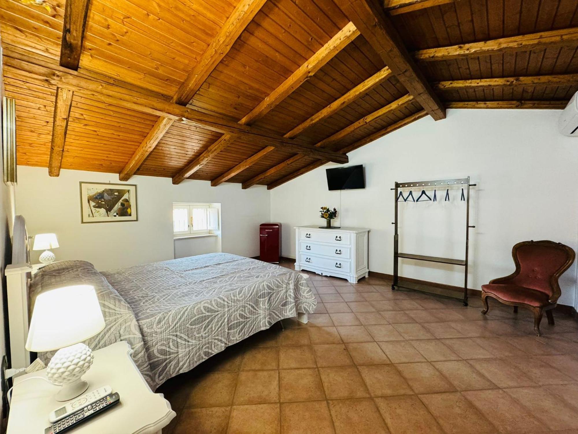 Casa Pepe - Fondi Vertice Rooms Esterno foto