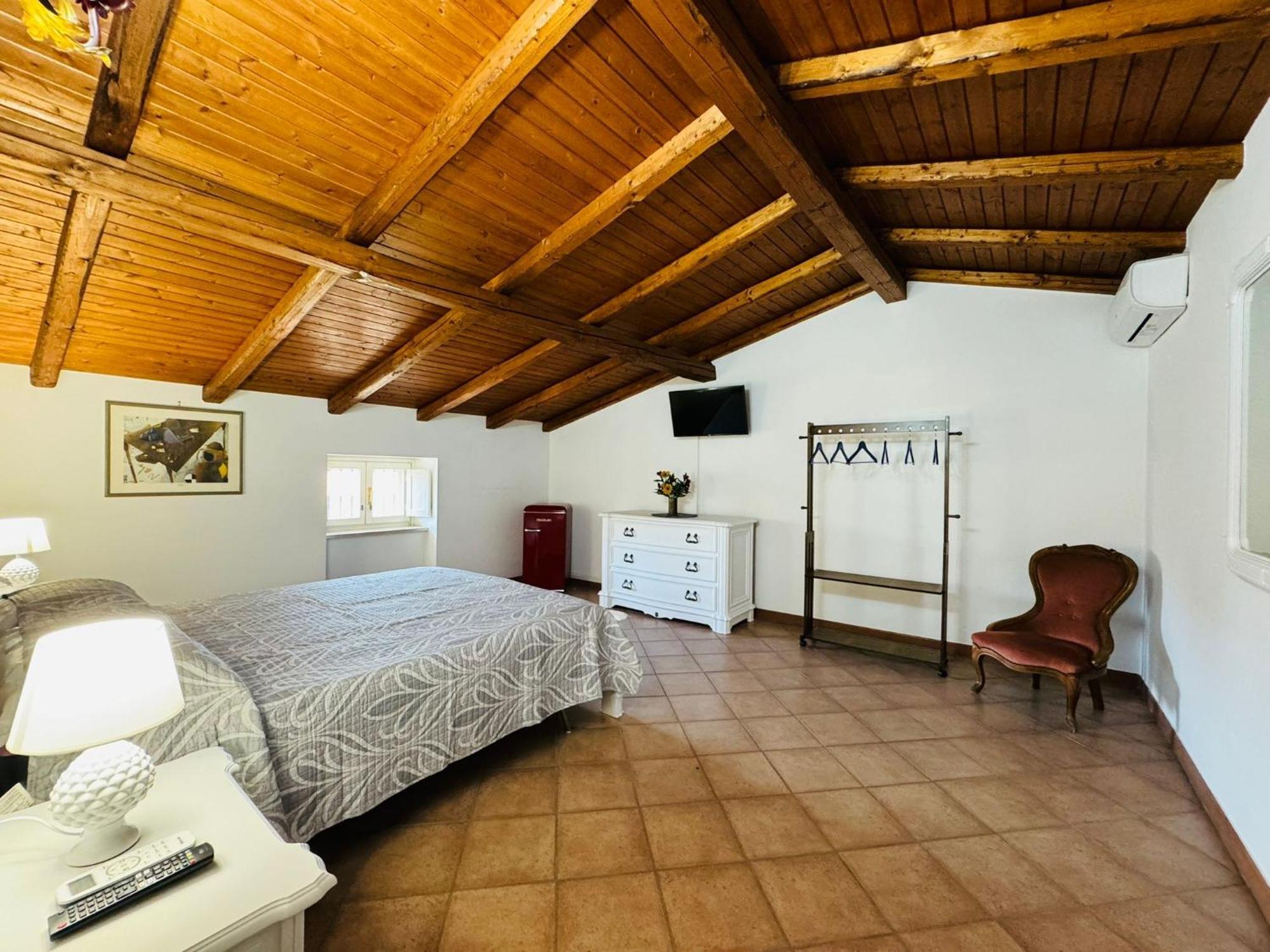 Casa Pepe - Fondi Vertice Rooms Esterno foto